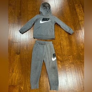 Nike kids hoodie set